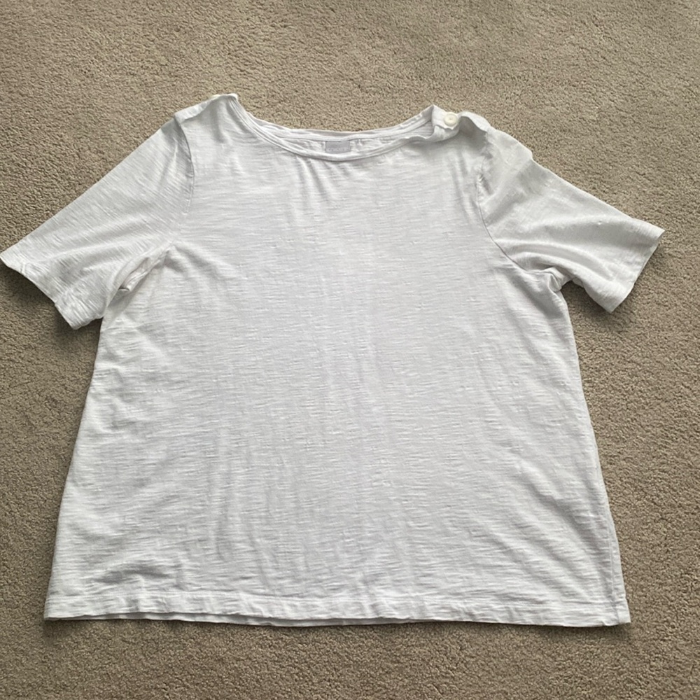 Chico's White Short Sleeve Crewneck Tee
